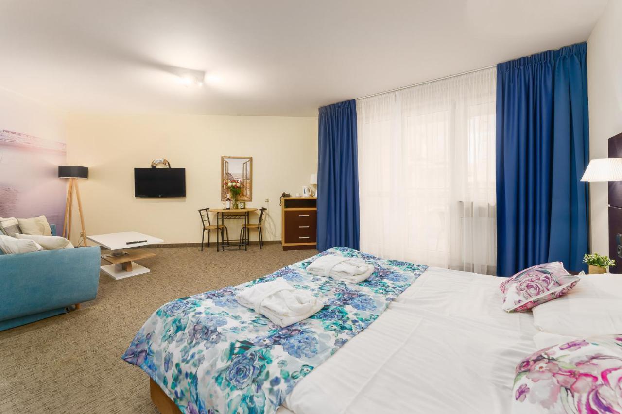 Apartamenty Prywatne W Hotelu Przy Plazy Diva Kołobrzeg Exterior foto